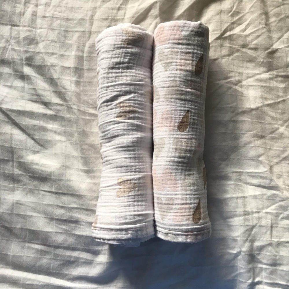 Muslin blankets